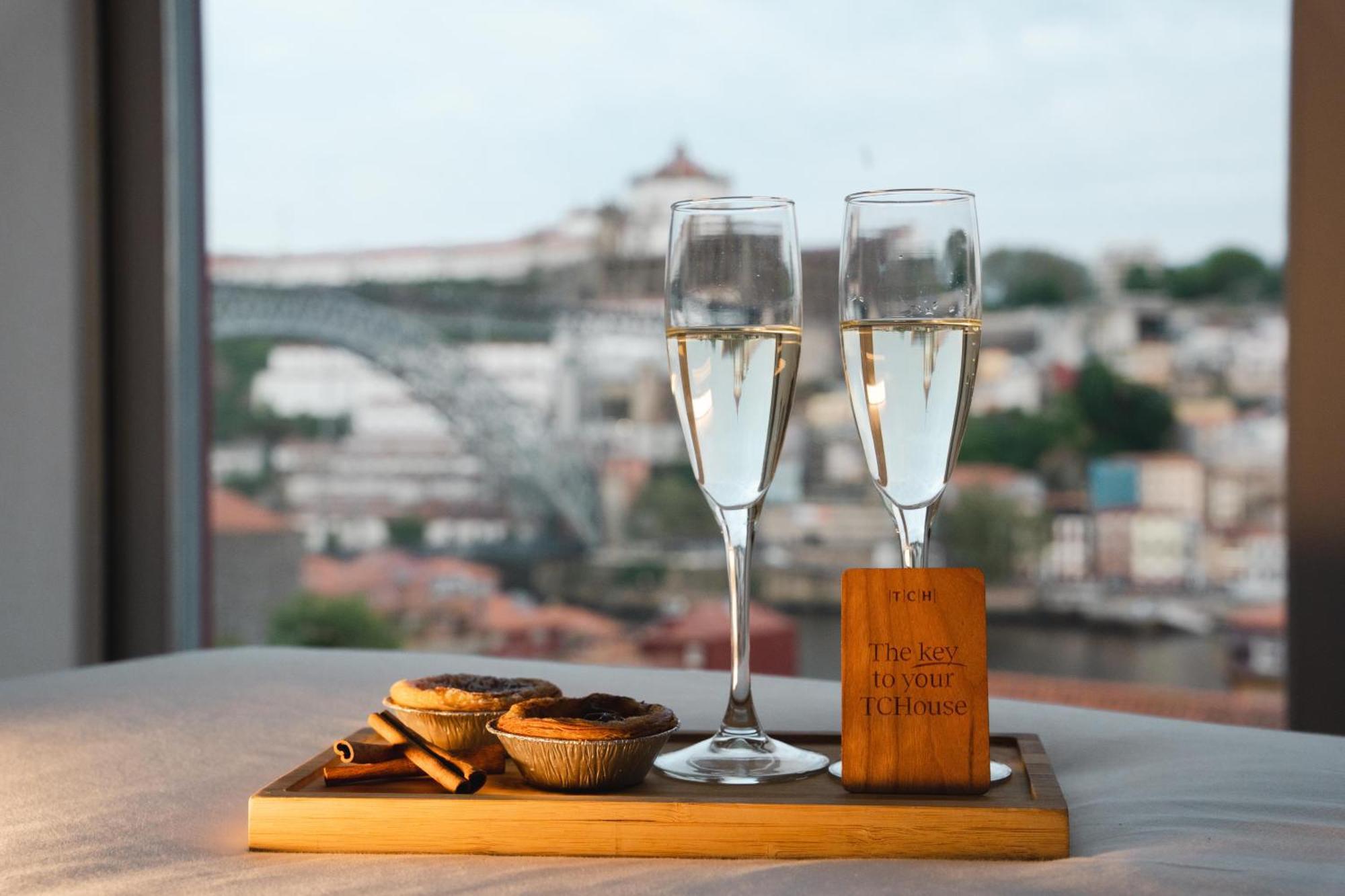 The Central House Porto Ribeira Exterior photo